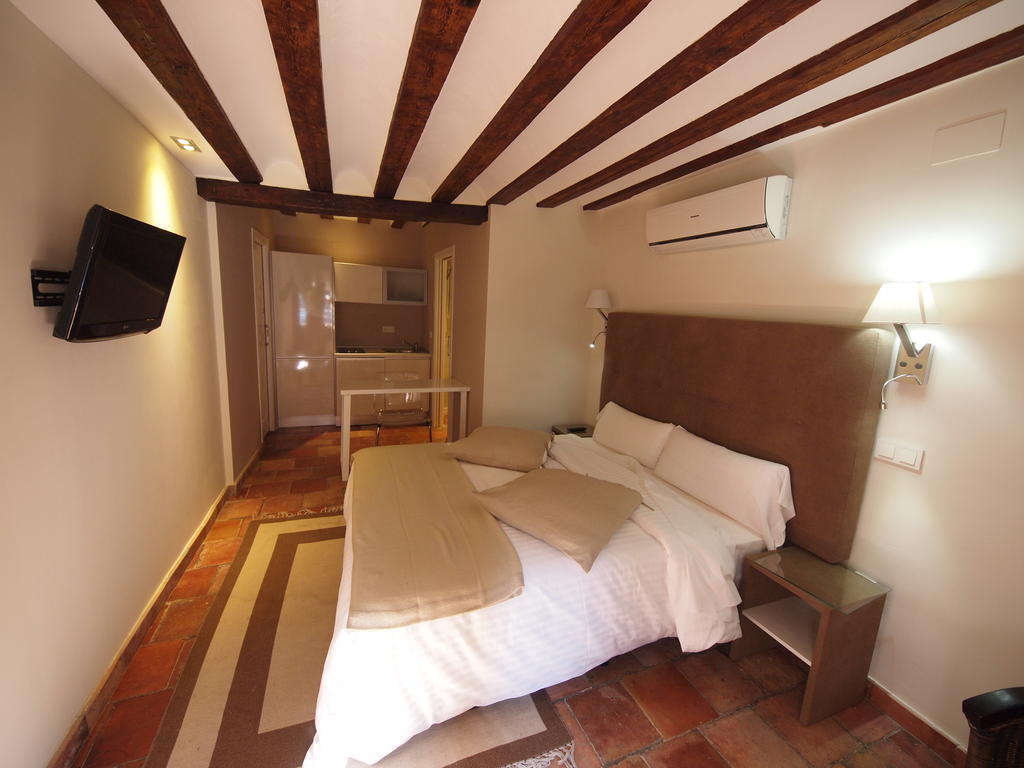 Los Ojos De La Mora Apartamentos Boutique Cuenca  Dış mekan fotoğraf