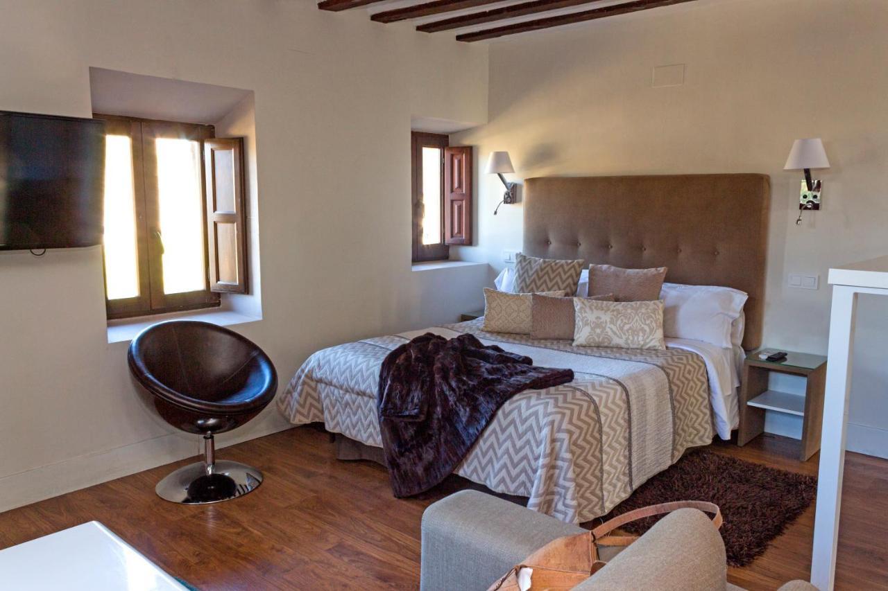 Los Ojos De La Mora Apartamentos Boutique Cuenca  Dış mekan fotoğraf