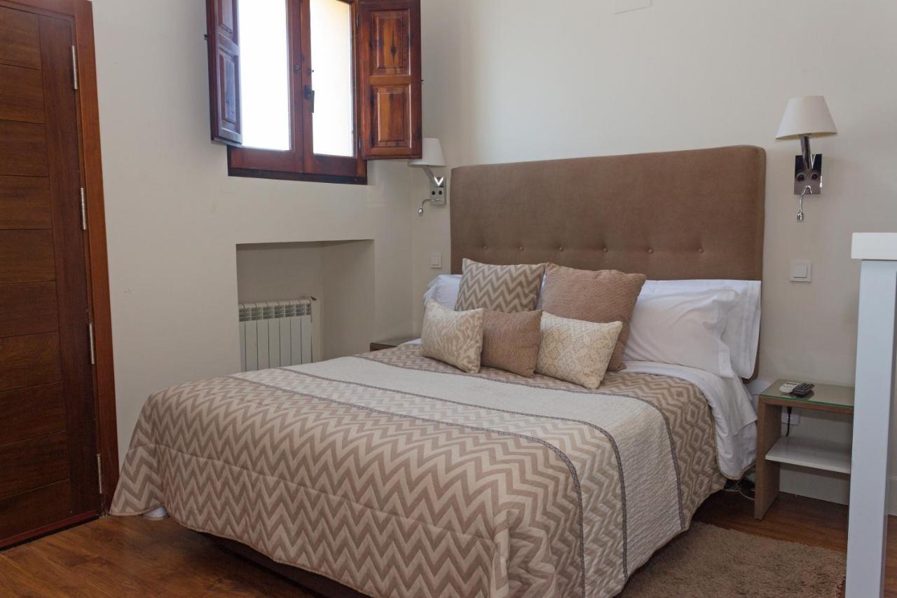 Los Ojos De La Mora Apartamentos Boutique Cuenca  Dış mekan fotoğraf